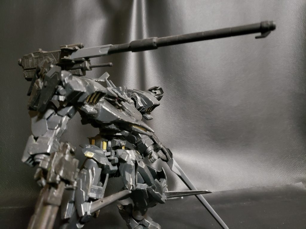 オルフェンズの滑空砲をただ付けただけ