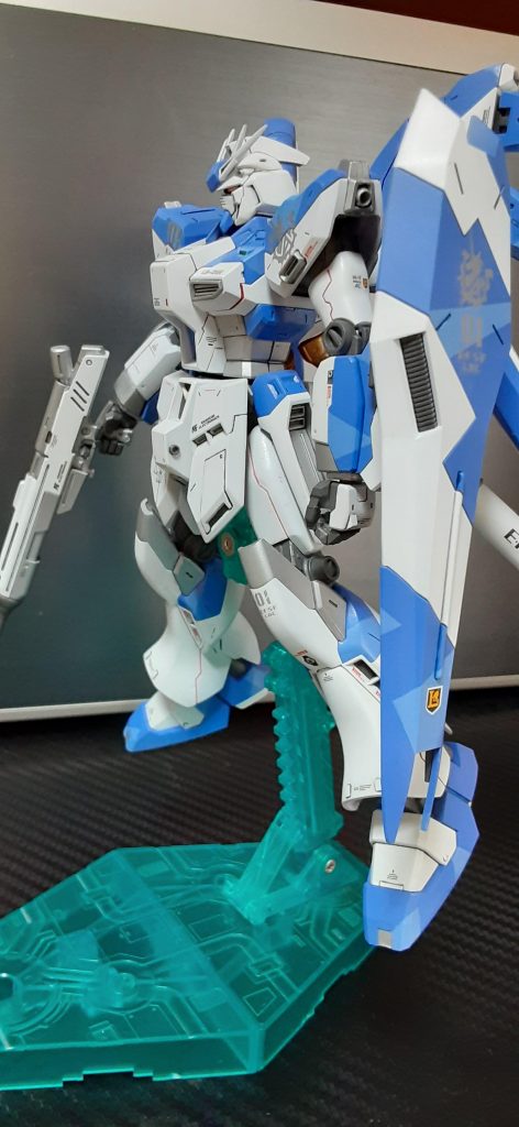 Hi-vガンダム–4枚目/制作者：バージョンR