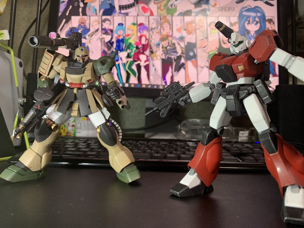 過去作のズールキャノンと。
新鋭機で旧式リスペクト!