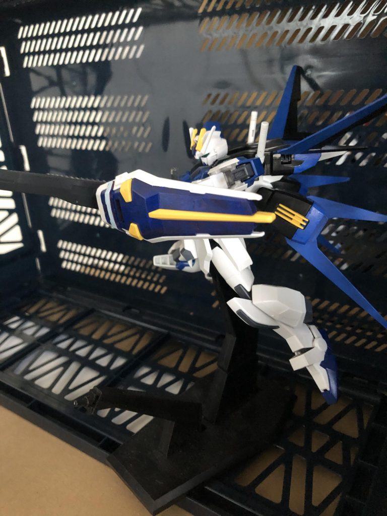 試作型ビームランチャー
ガナードザクウォーリアの背中のやつの試作型と言う設定です