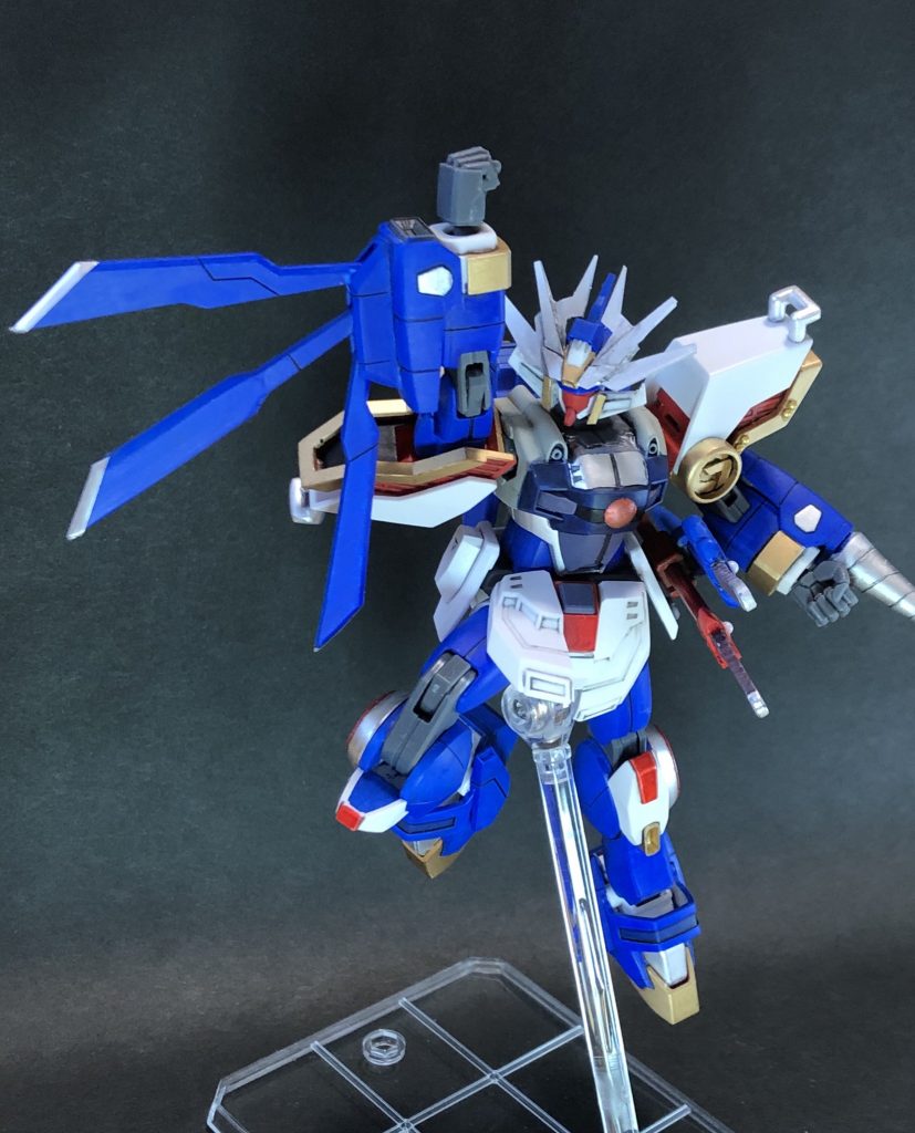 爆空刃(ばっくうじん)
元キットから一番アレンジした部分。
號斗丸の作成の際に余ったゴッドのコアランダーの羽を加工。