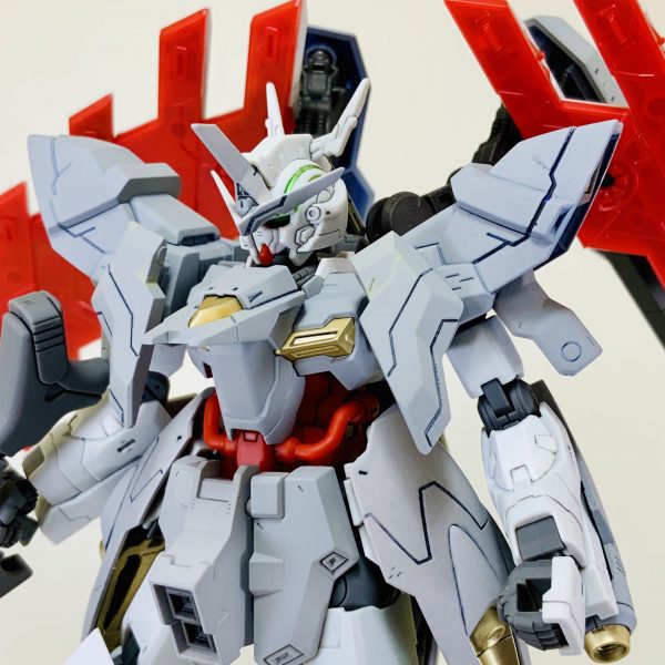 ウェイニングムーンガンダム