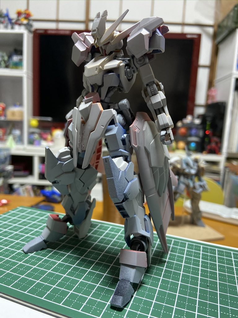 おまけでイシュー家のガンダムフレームを作る。
https://gumpla.jp/hg/383567
2/6 そしてグレイズはスーパー放置、、、