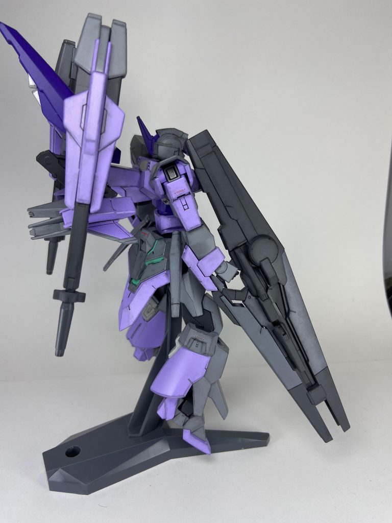 ・タイダルバズーカ重い&再発射不可のため、使用頻度はかなり低い。対大型MAや戦艦が想定されるミッションにのみ持ち出しされる。