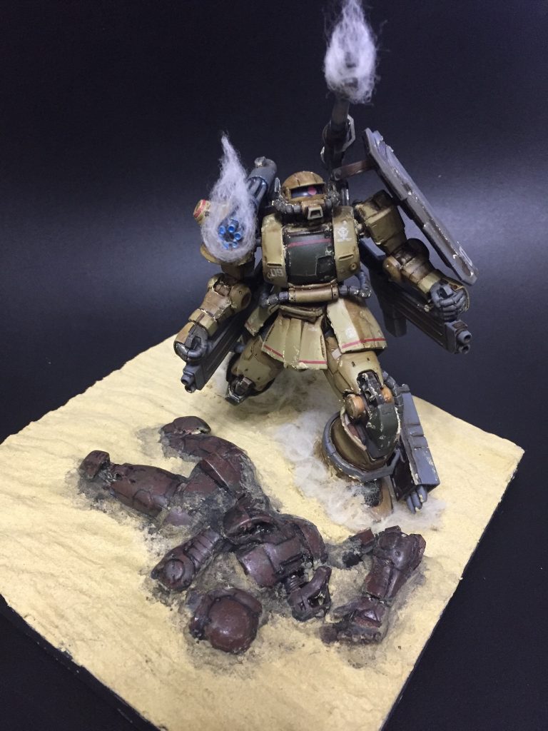 ザク ハーフキャノン改、砂漠仕様。–6枚目/制作者：中光國男