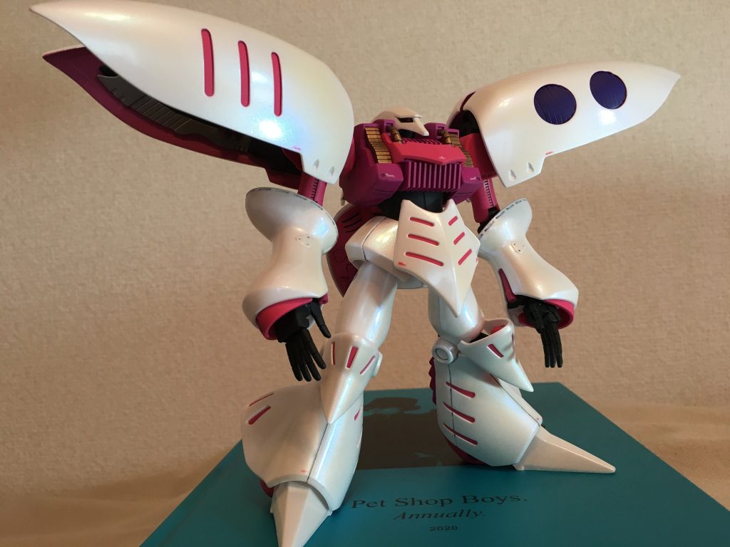 スレ画と同じ時間に撮ったものですが、光の当たり方でだいぶ違う印象になりました。