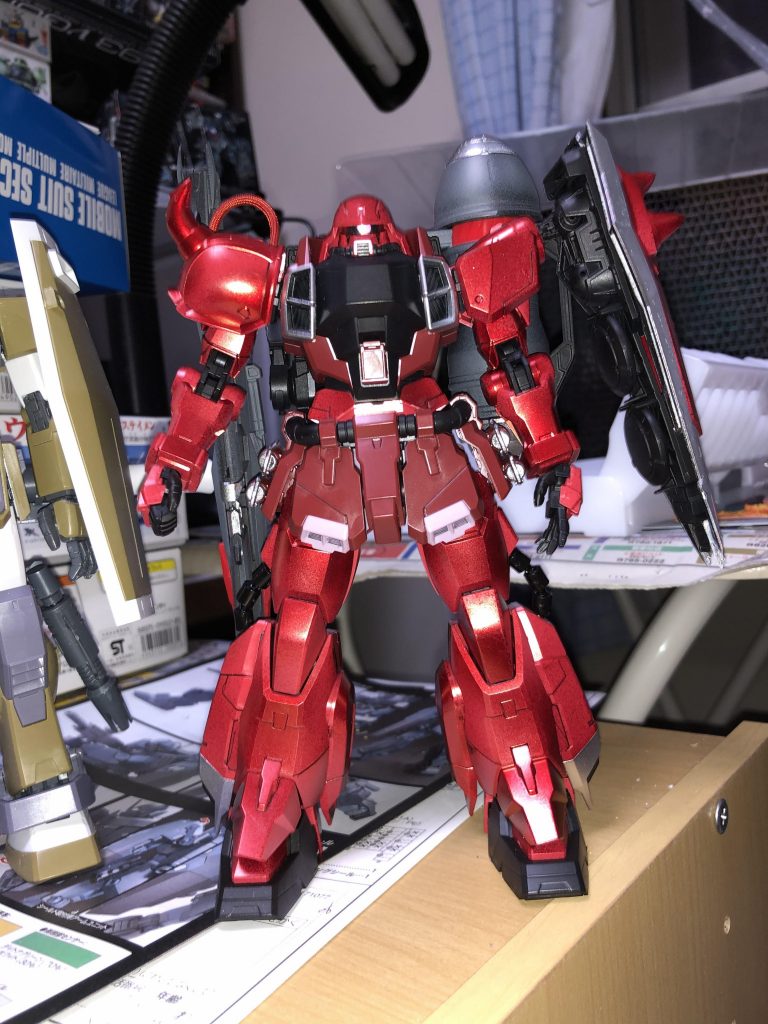 マーカーと黒サフのみで、ランナー塗りなので、仮組みなしで一気に作りました。