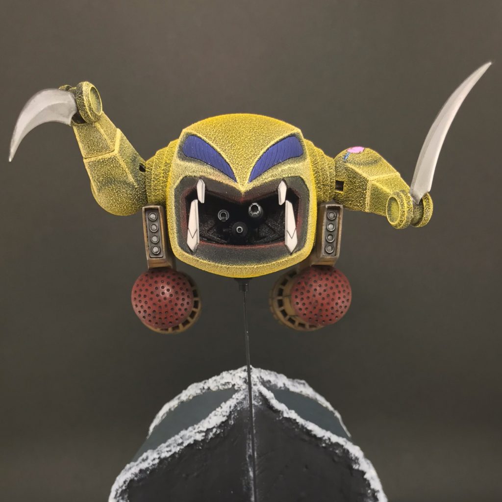 口の中には、3つの火器を設置しました。拡散ビーム砲、ビームライフル、実弾のマシンガンです。