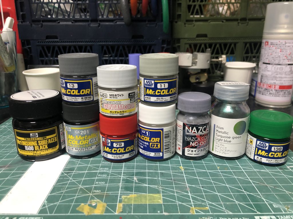 使用塗料。
白っぽいものばかりなので調色もうまくできたかと思います。
以上です。
止まるんじゃ〜って言いたいだけのコメントはご遠慮下さいm(_ _)m
気が向いたら他のも見て頂けると嬉しいです。