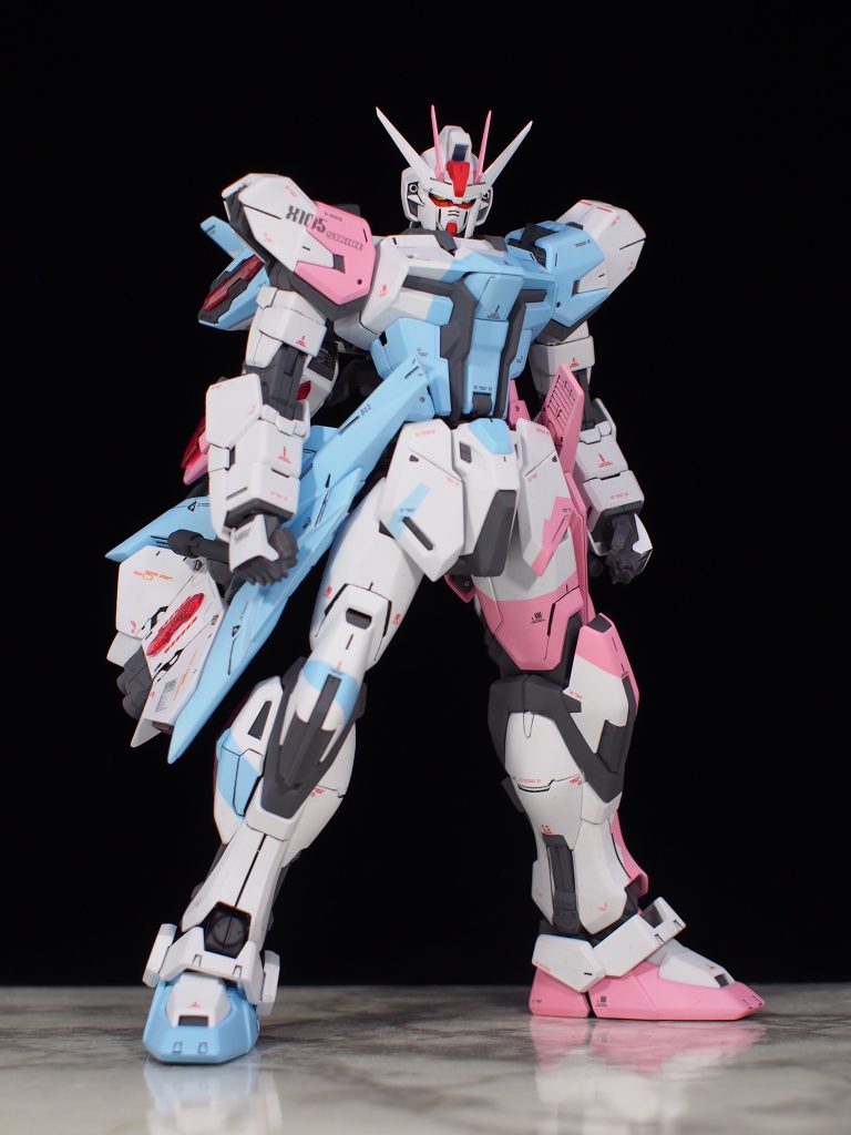 カラーリングはサンリオのキキララからインスパイアされました。