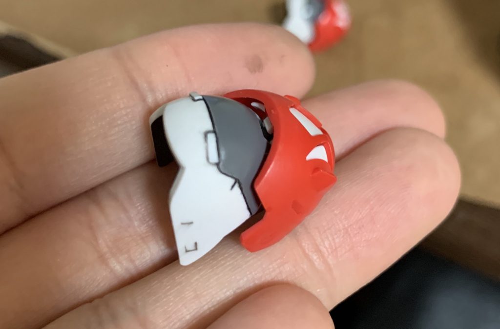 部分塗装も水性ホビーカラーで塗ってます。地味にプラ板工作も。