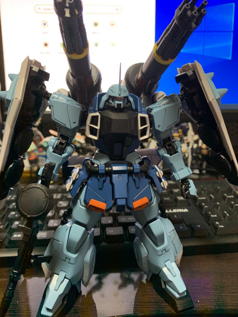 プレバンから4月に出たMGがどっちも鎌装備という・・・