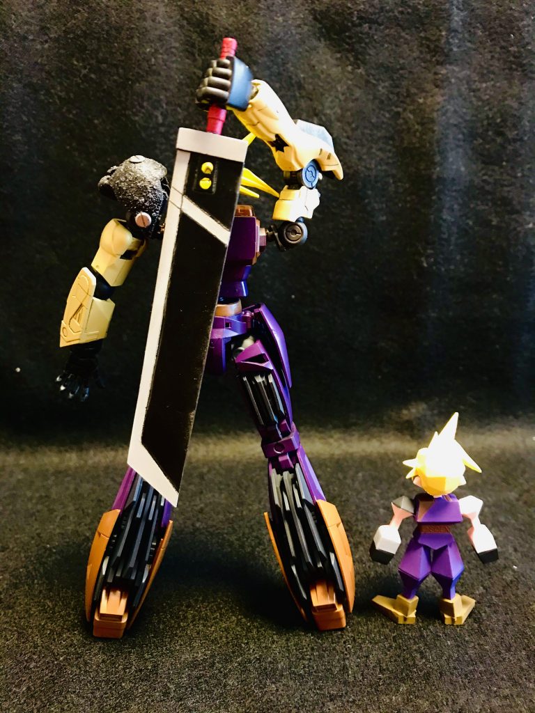 バスターソードはプラ板で作成しました^_^ちゃんとマテリア穴もあけてあります