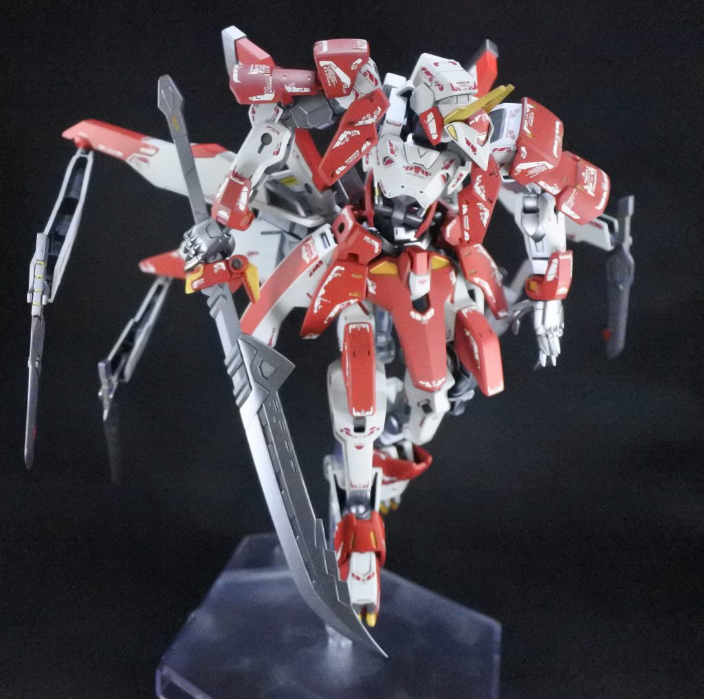 追加装備は、マルコシアスのバックッパクを使用しています。