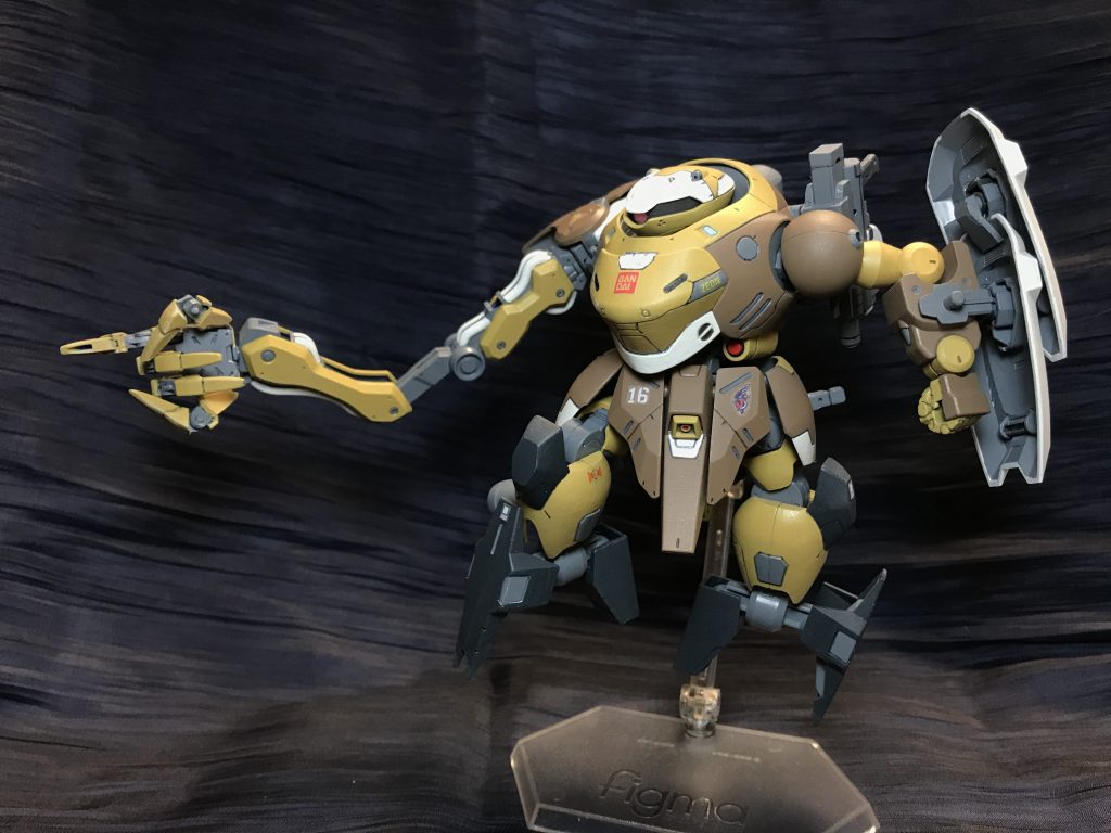 自分の工作精度では強度的な不安のある可動指ですが、なるべく壊さないように遊んでいきたいと思います。

それではまた。