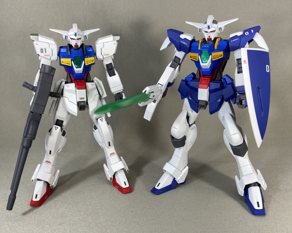 前回のインパルスアルク〜AGE1風仕上げ〜と並べて。頭部にグレーを追加したので、よりAGE風になったかな？