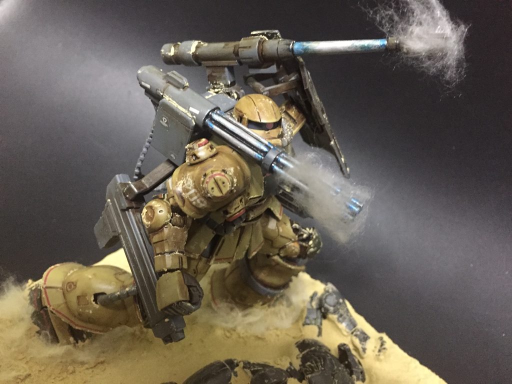 ハーフキャノンモデルをプチ改しました。元々付属のキャノンを両刀持たせました。