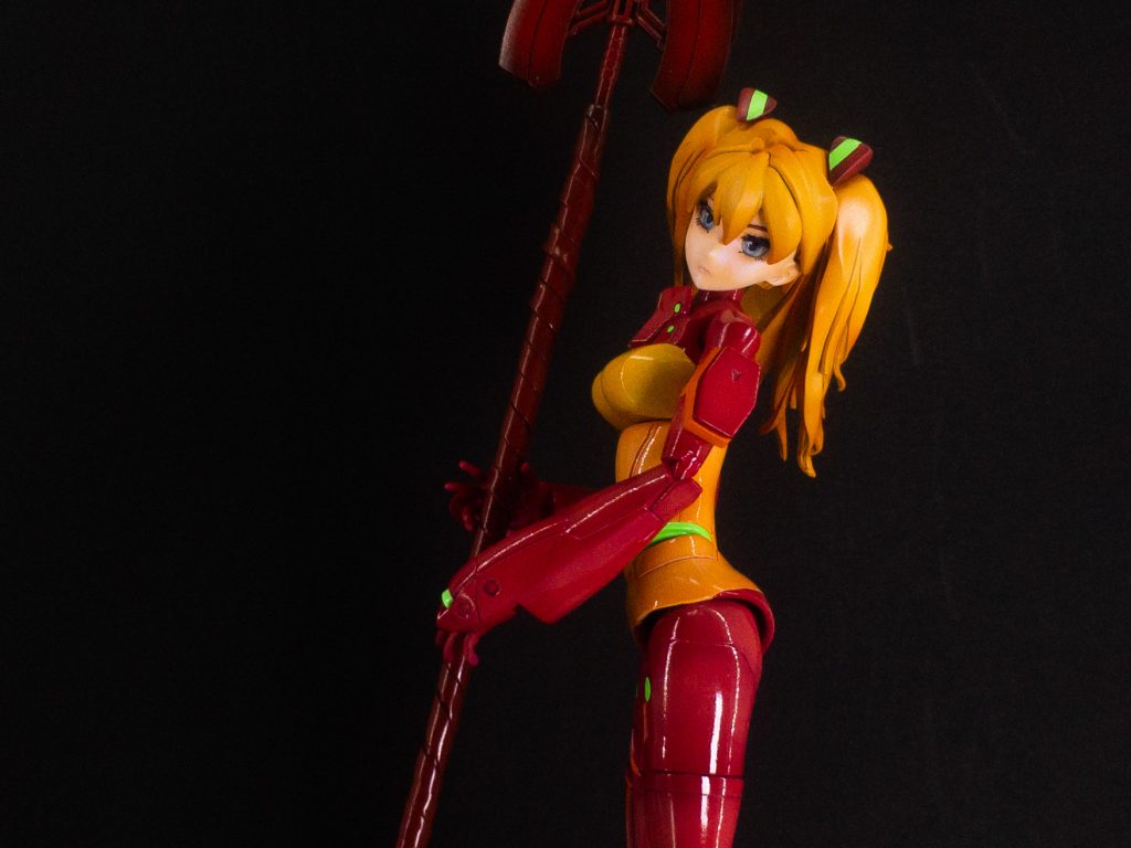 色んなところを削って、目一杯背筋を反らせS字曲線に出来る様にしました