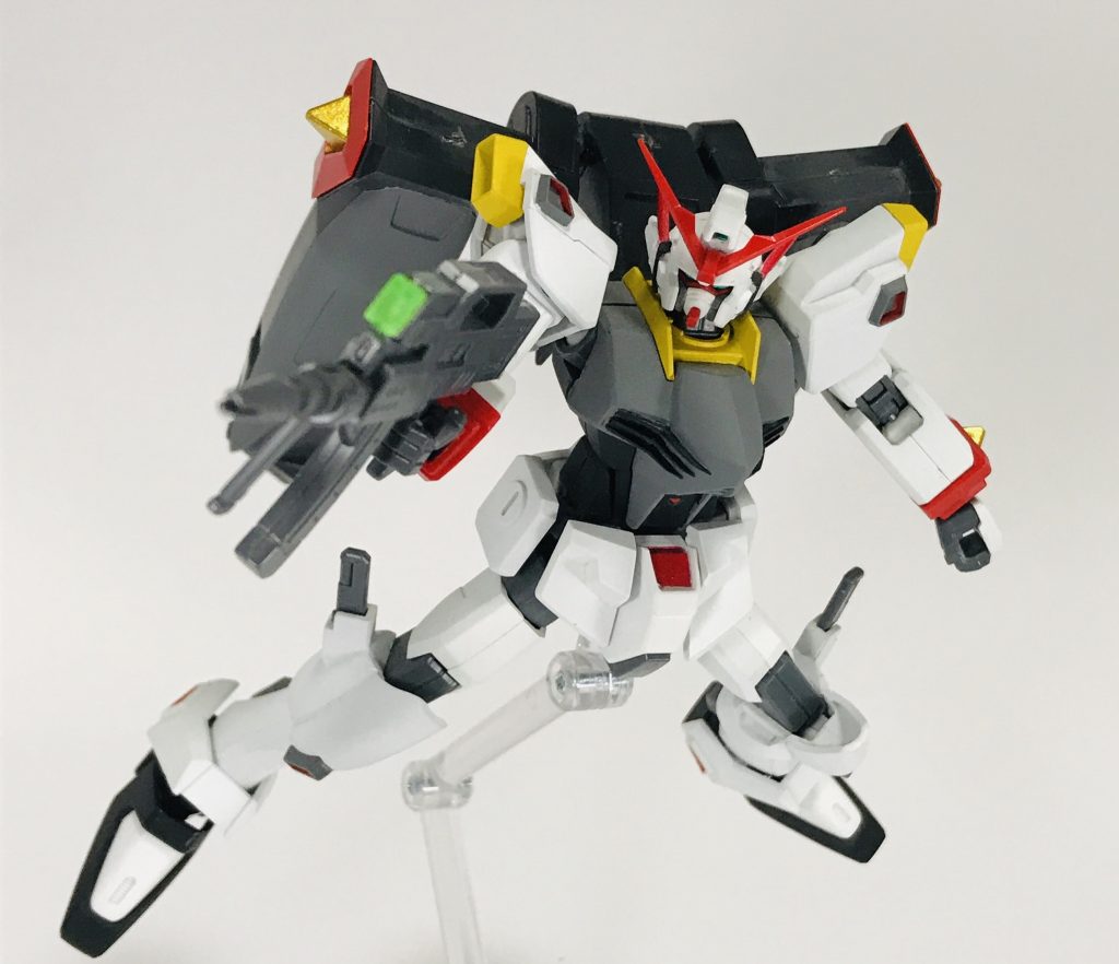 ビーム・サブマシンガン構え

センサー部分をクリアパーツに変更しています。