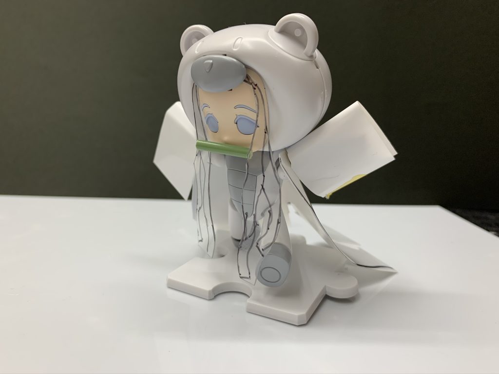 まず適当にイメージ作り。ベースはきゃらっがいのサラを使用しました。