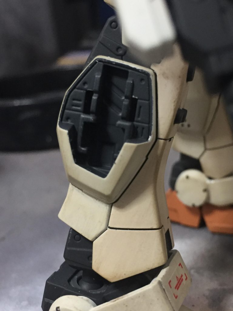 こちらも見えませんが、一応色分けを施しました