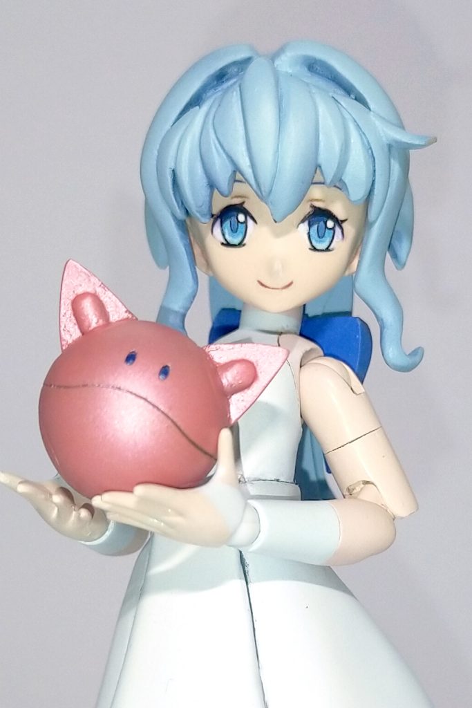 アップで1枚。手首のジョイントと平手はFA:Gバーゼラルドから
ここだけK社パーツ素体あとはB社素材で頑張りました
でもパテはT社のを愛用してます