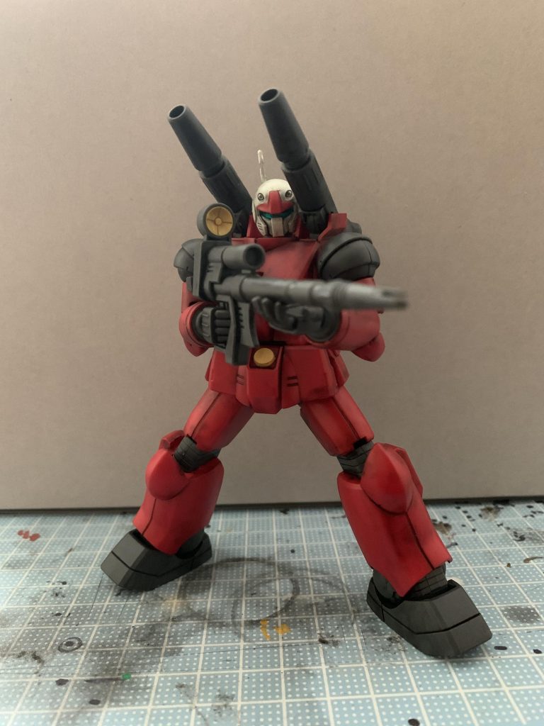 射撃ポーズも様になってる・・と思う。