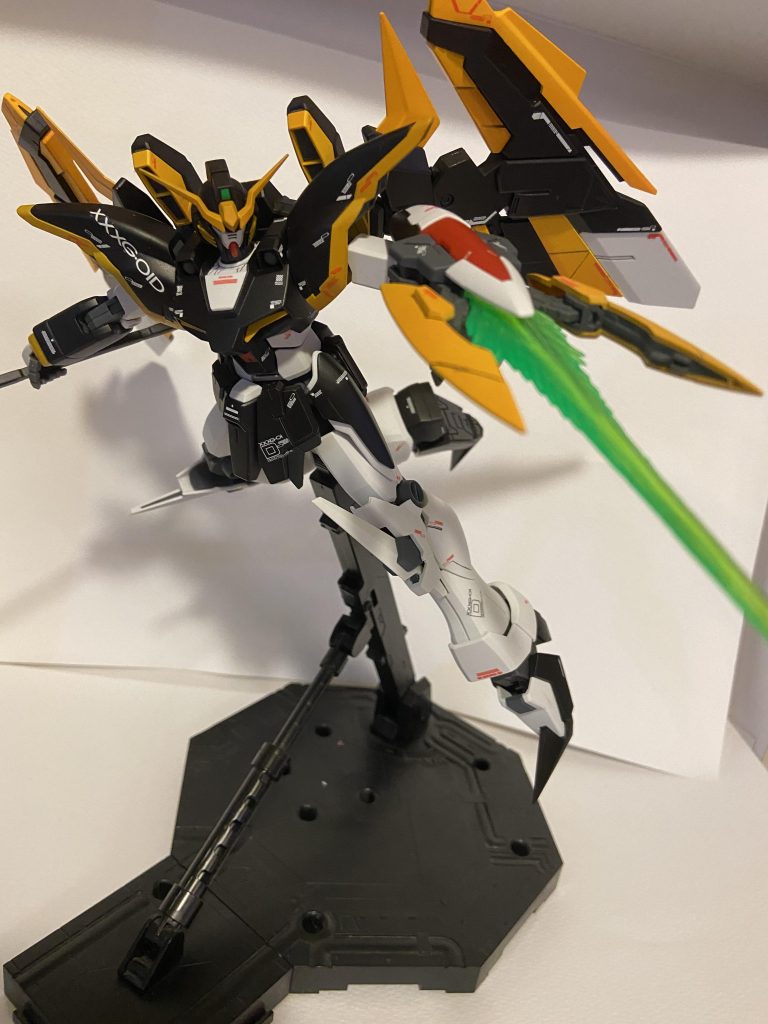 バスターシールド
真ん中に取り付けるビームがでっかくて大満足