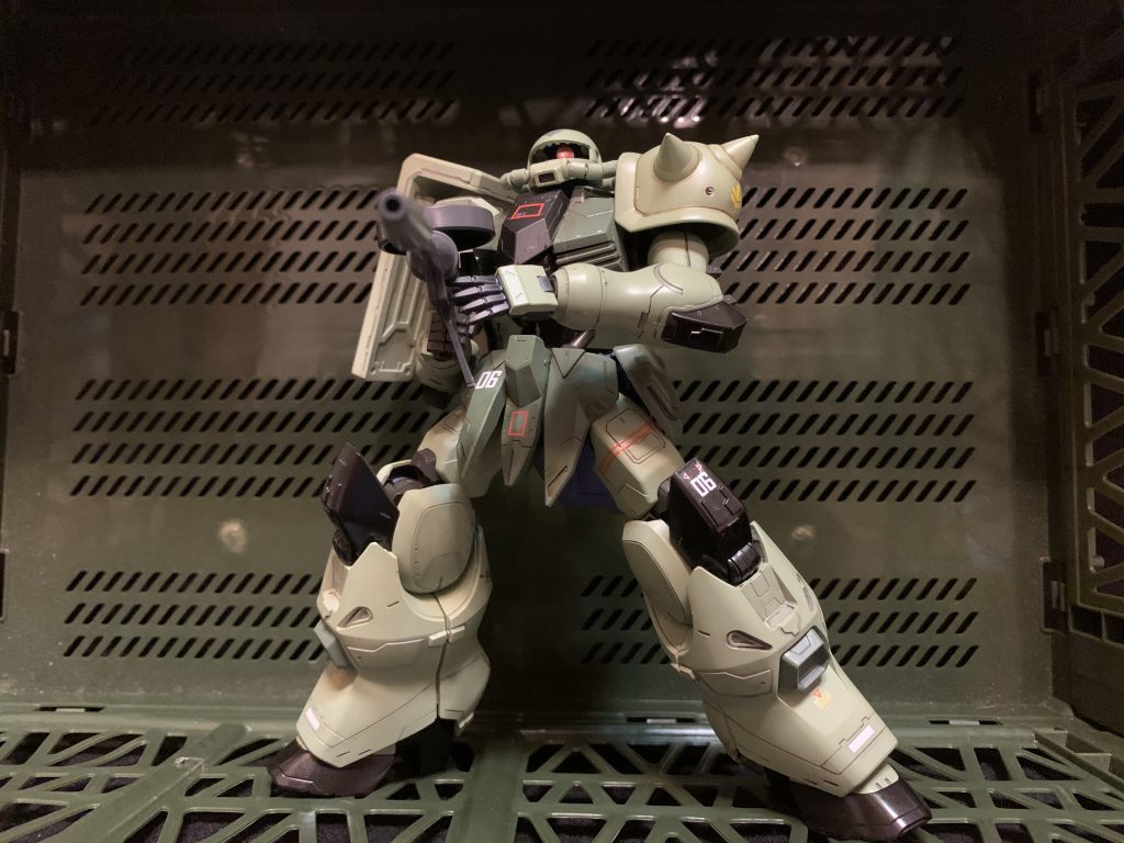 グリムゲルデのライフルが、あまりにもザクマシンガンだったので流用しました。