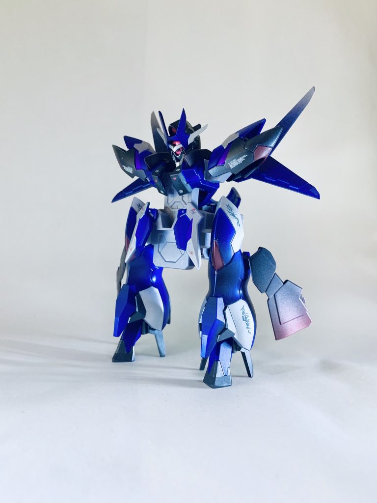 最初はサポートメカにでも改造しようかなと思いましたが、なんか聖闘士星矢の聖衣みたいでかっこよかったので弄りませんでしたww
気が向いた時にでもサポートメカとして改造しようかなと思います(=゚ω゚)ノ