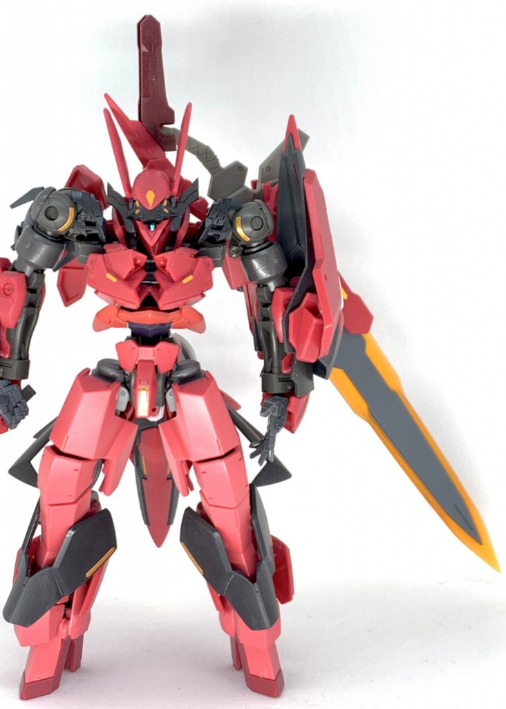 胸がガラ空きなのが萌えポイント。
地味に股関節幅詰めしたのが一番の改造かも