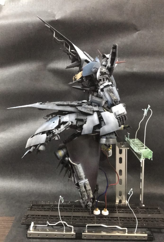 ジオング・ヘスティア–2枚目/制作者：ハウエル