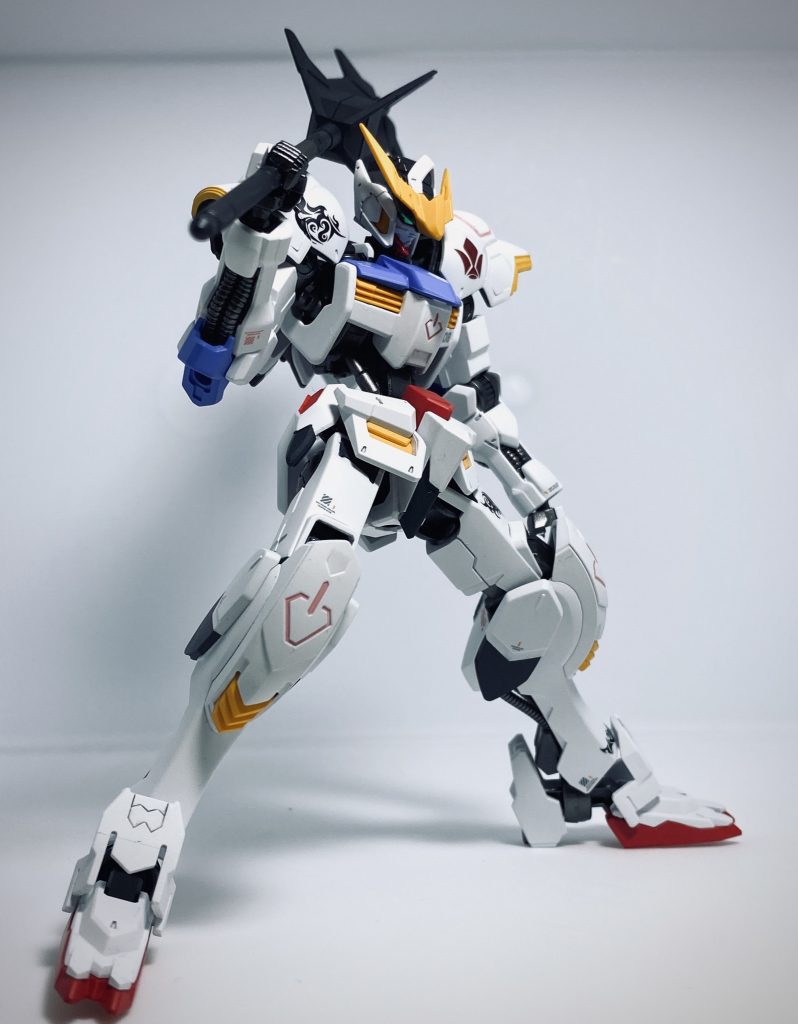 主人公の主武装が鈍器なのは珍しいんじゃないでしょうか？