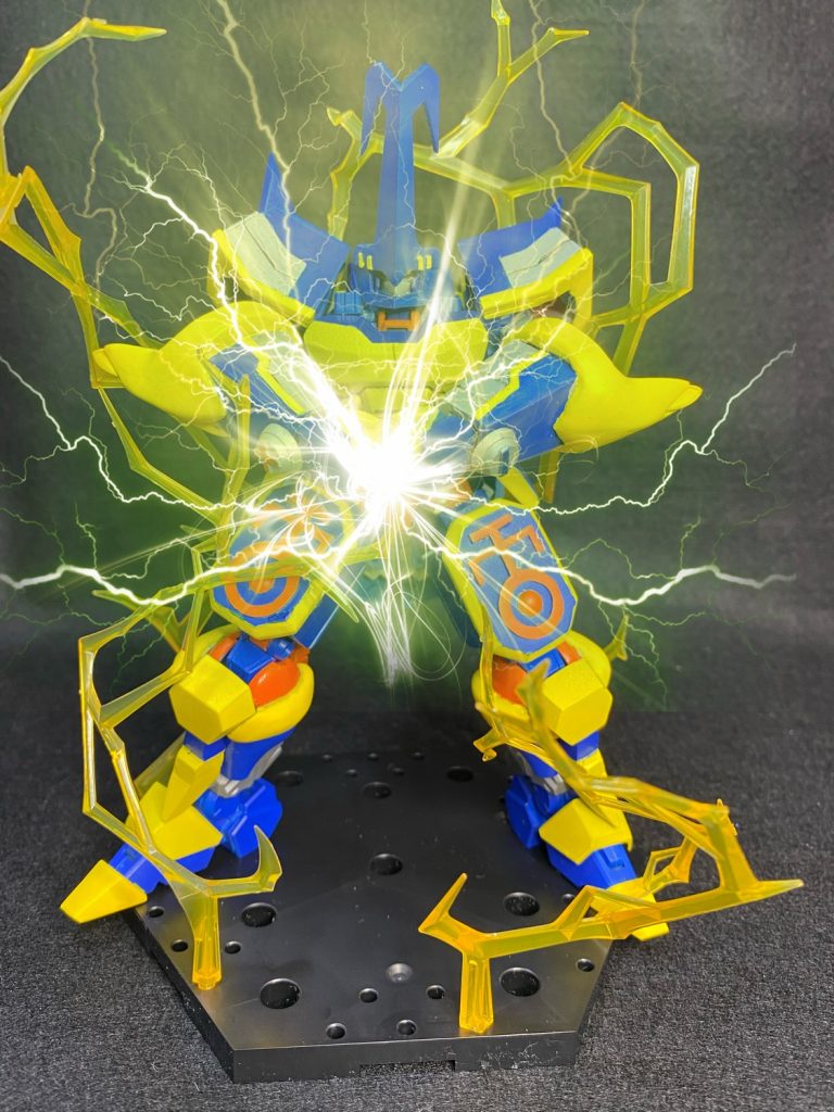 ブリッツモン!!…というわけで、Dスキャナーを作ったのはこの進化シーンを再現したかったからなんですよね。再現率はかなり低いですが、皆さんの脳内に「With the Will」が流れてくれれば幸いです。