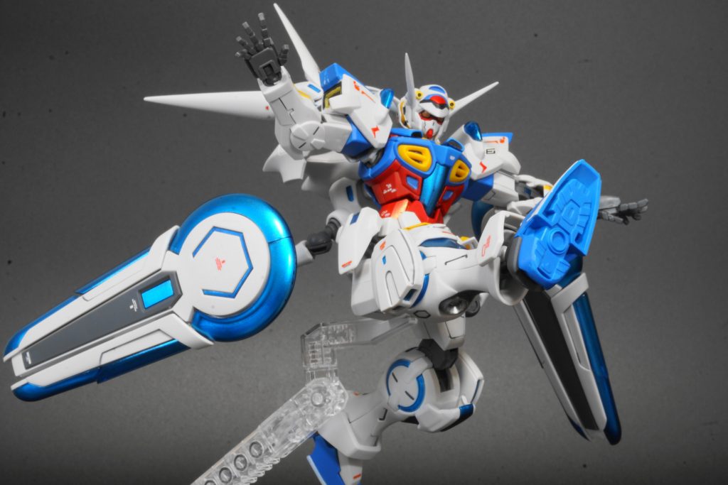 「格闘戦ならデレンセン教官に叩き込まれてる!