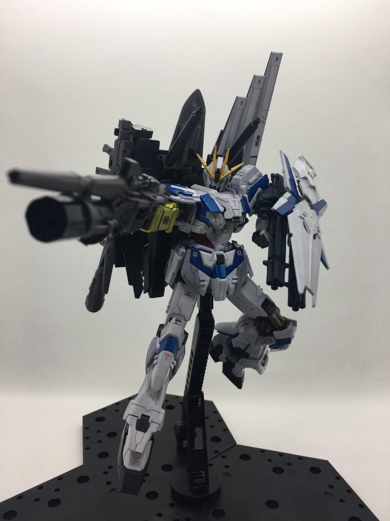 ナラティブはプロポーションが完璧ですし派手な機体ではないので改造もしやすく素晴らしいキットでした。皆さんもぜひ作ってみてください