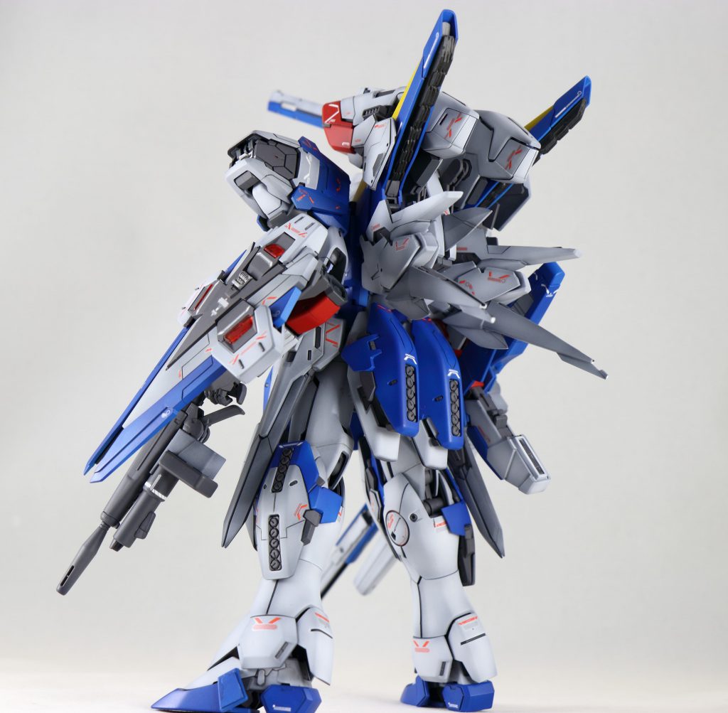 ミノフスキードライブユニットはシイタケに加えさらに大型化