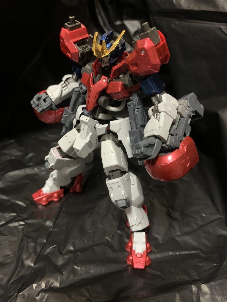 アピールショットだとバーニングパンチモードが分かりにくいかと思うので別角度で。
ノーマルモード時に付いていたブースターは捨てます。