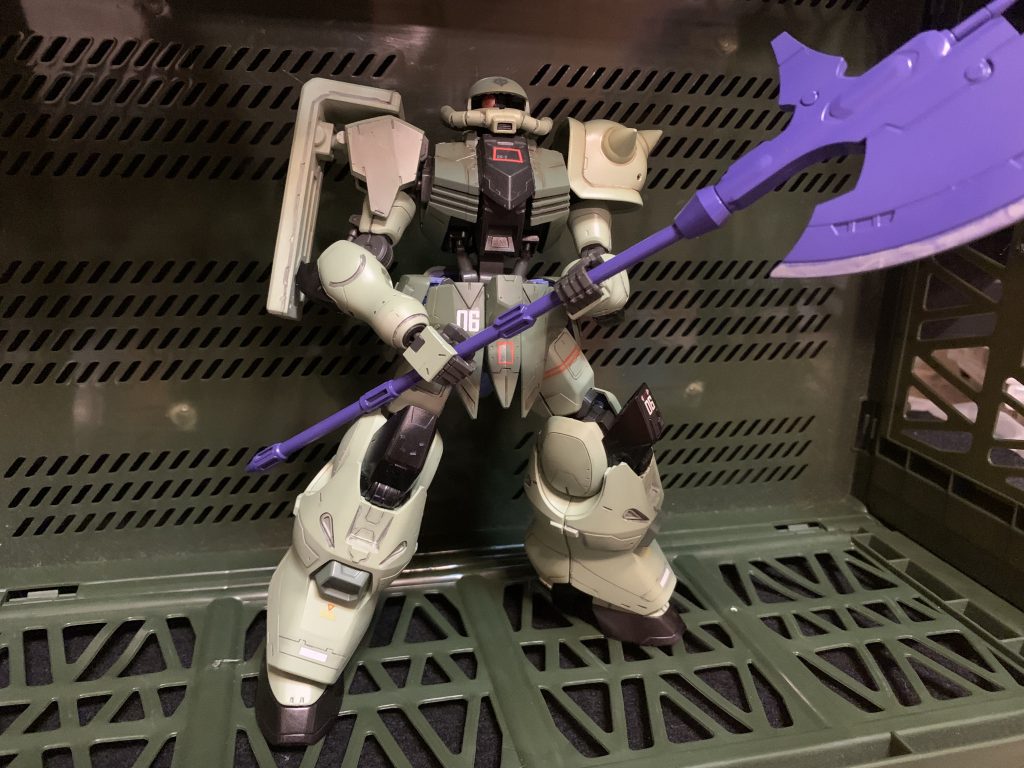 ヒートホークはムラサキですよね。