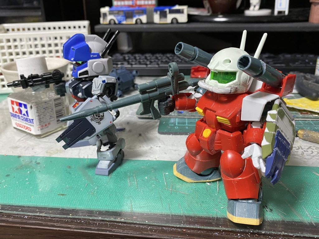 …というわけで、僚機も鋭意製作中。