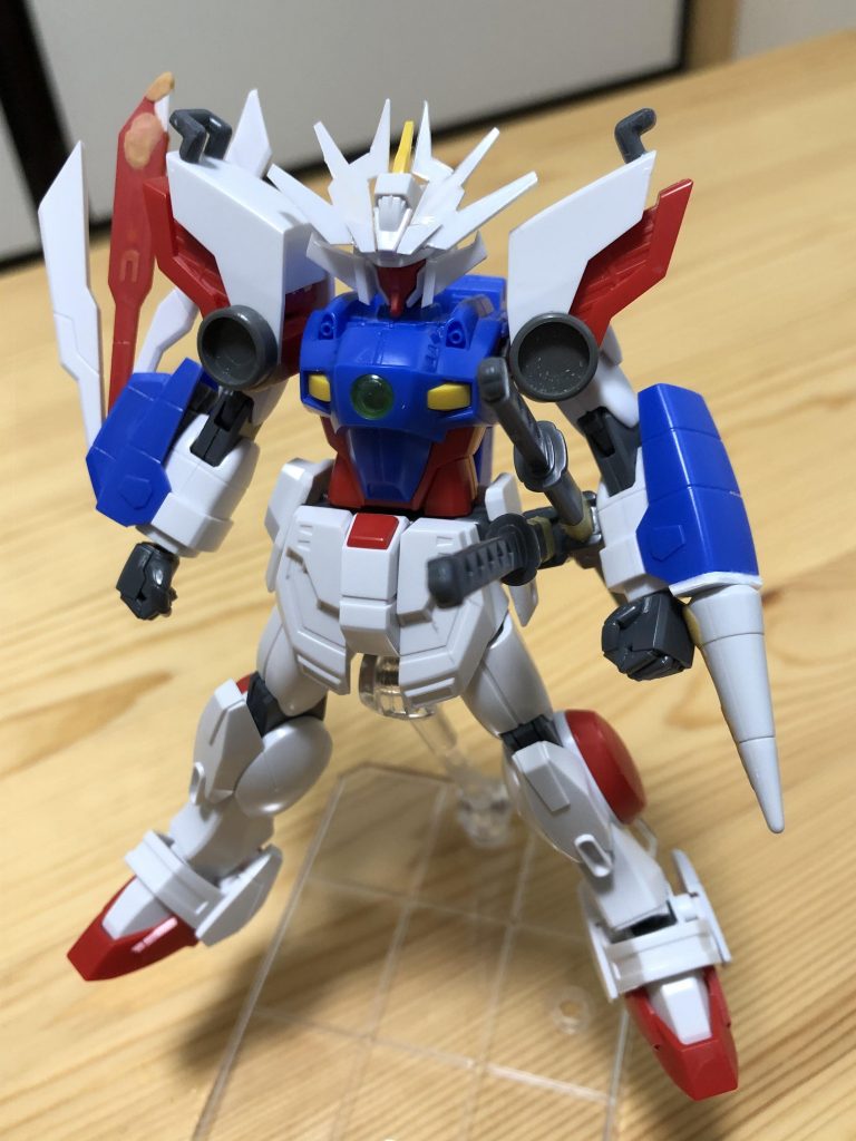 見ての通り、ほぼシャイニングのままです。ゴッドより動くし、良いキットですね。