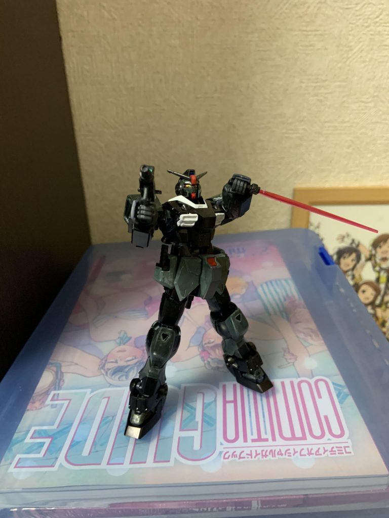 強襲機らしい小型の銃