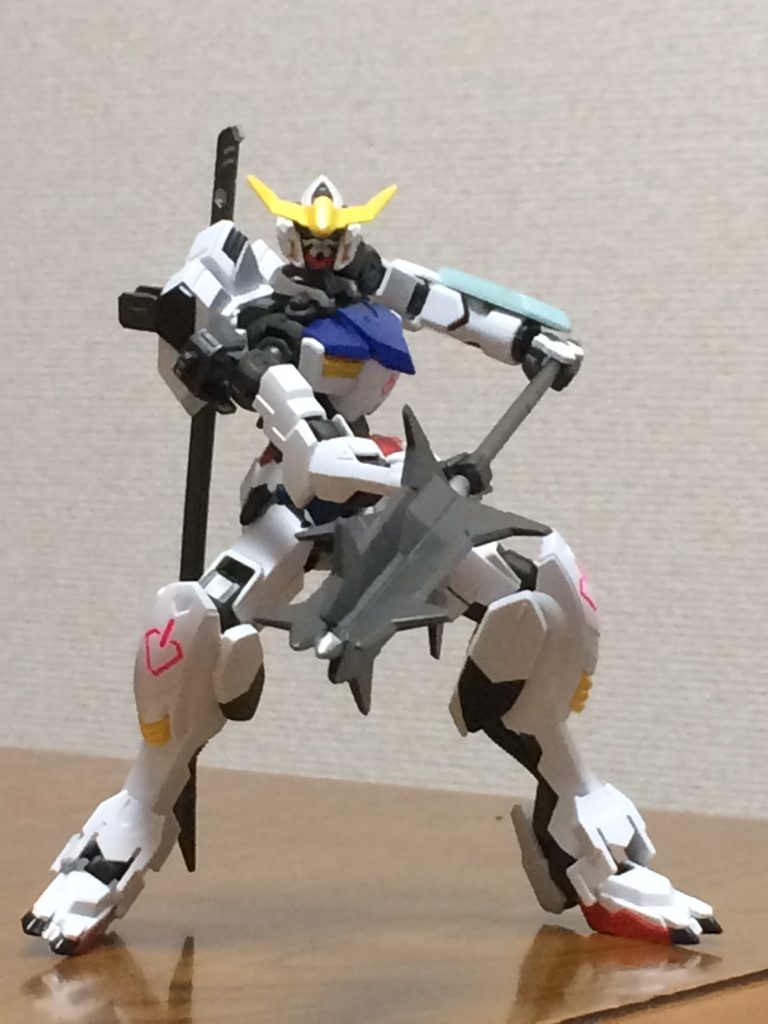 メイスを振り下ろし終わったイメージです。