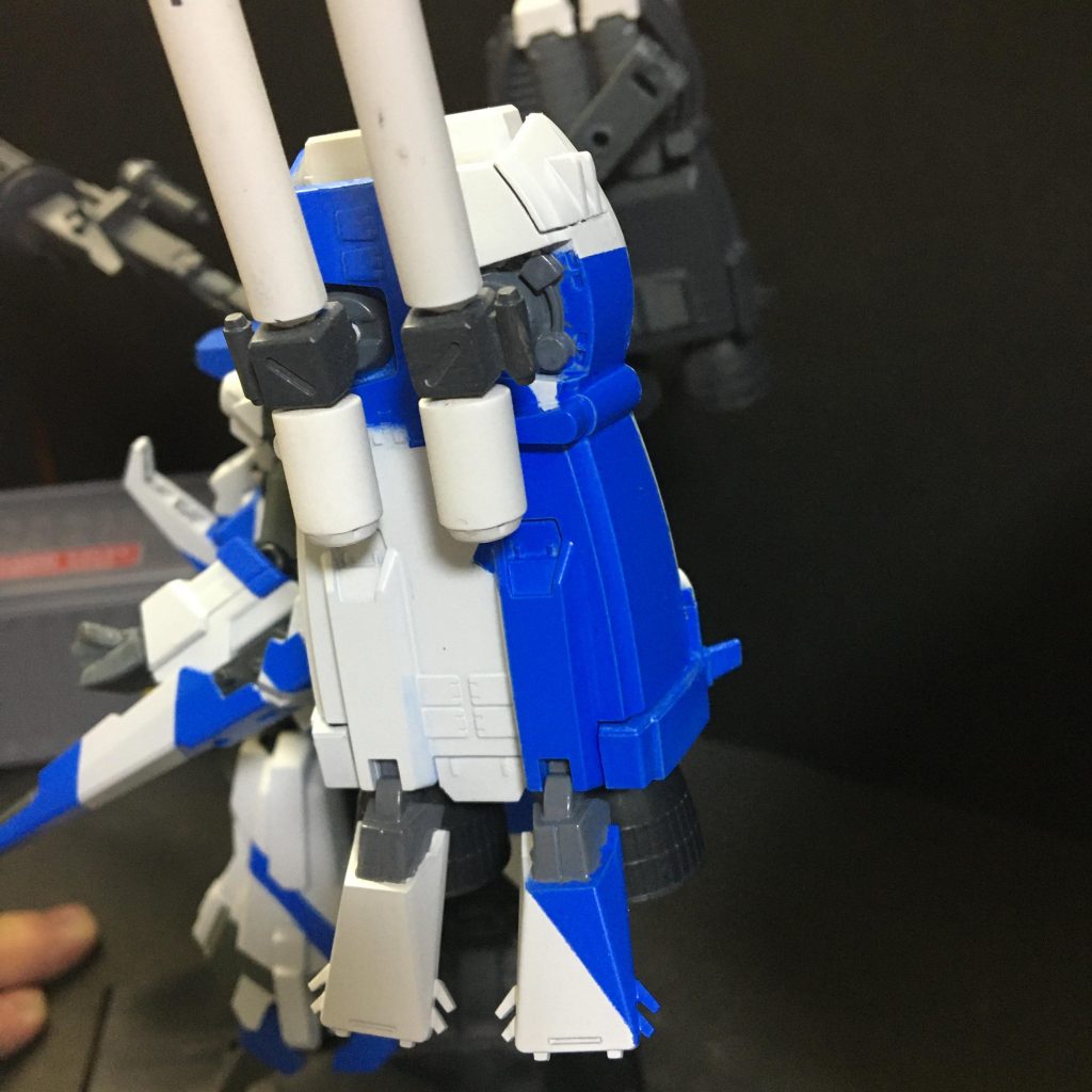 今回何より大変だったのが大量のマスキング作業でしたね💦
久々に沢山マスキングやりました💦