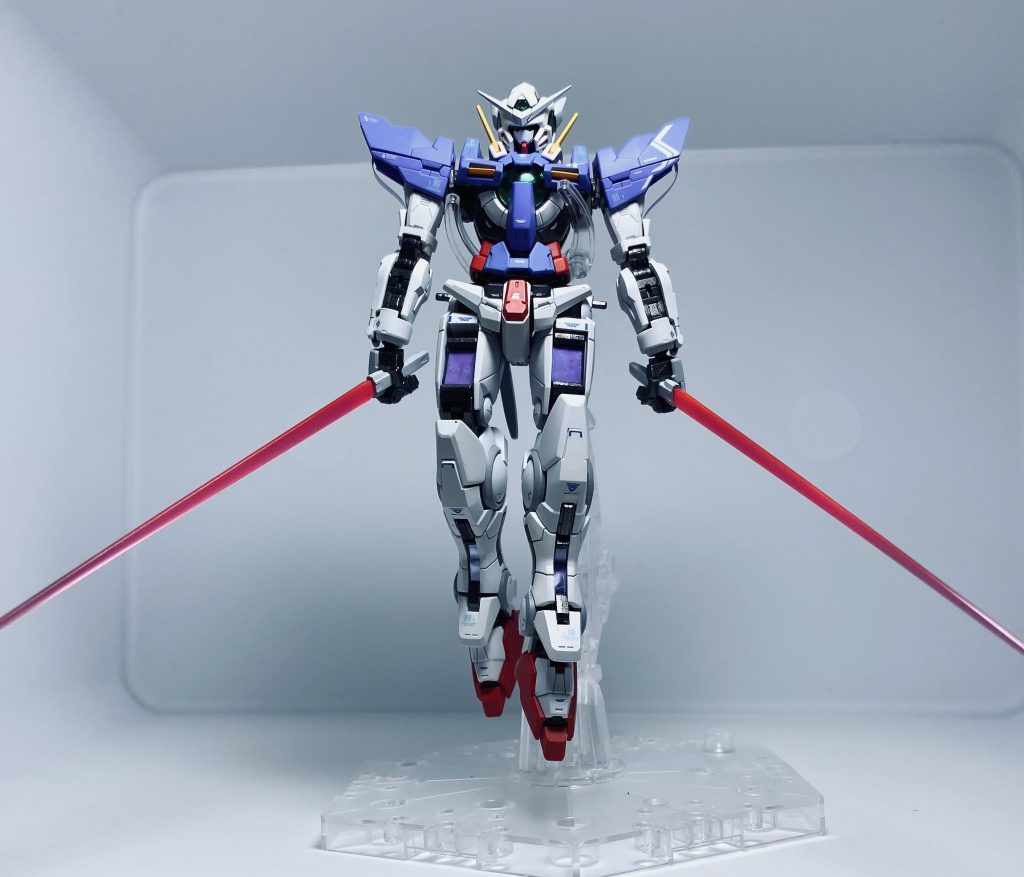 普通のビームサーベルも似合いますね。