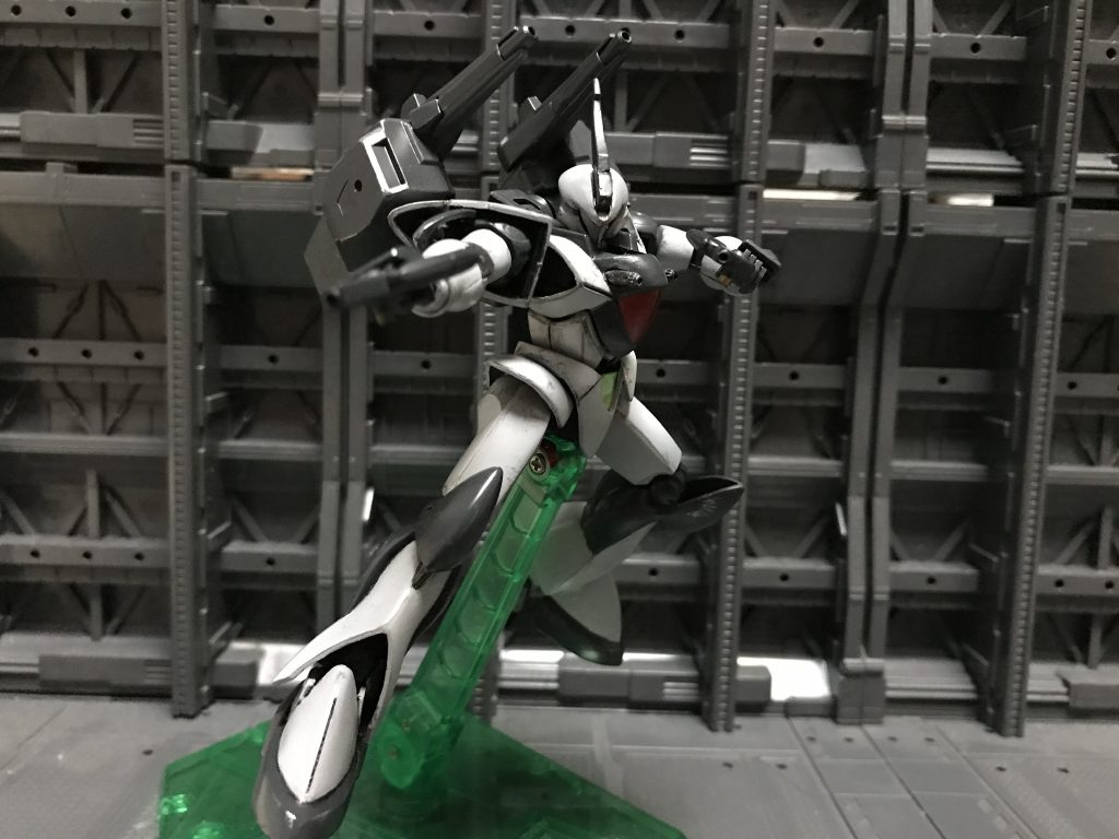 武器はビームガンしか作ってないのでこれだけです…