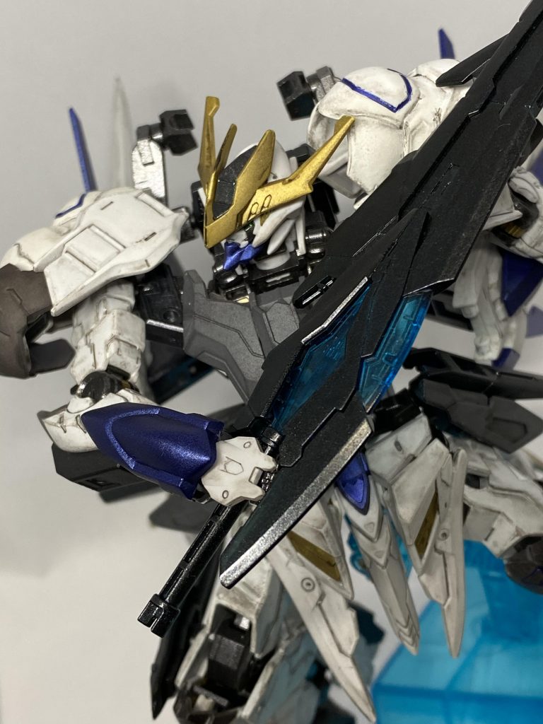 ガンダムバルバトス・クレッシェンド–5枚目/制作者：やがみ