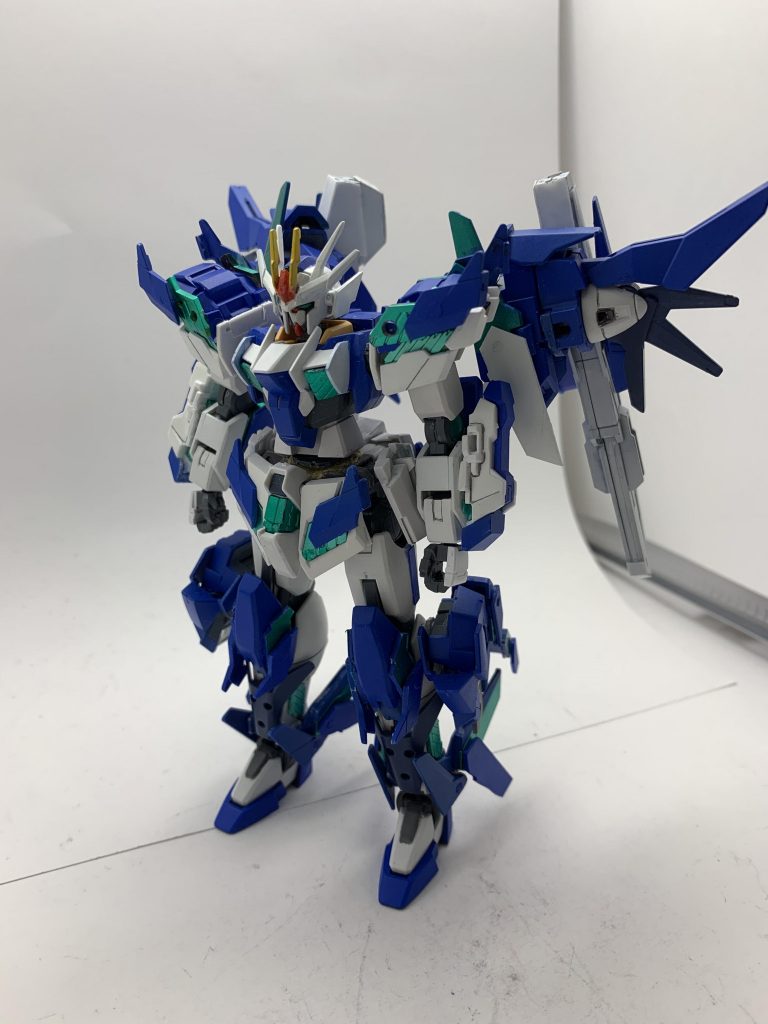 ダブルオーグリッターⅡ
（エクストリーム・アンミリテッド）

ユニコーンガンダムのデストロイ・アンチェインドにあたる形態です

ロードモードからさらに各部が拡張展開してサイコフレームの露出部が増えます

セーブモードからロードモードへの変身はパーツの付け替えで、ロードモードからエクストリーム・アンミリテッドはパーツのスライドと位置替えでやってます