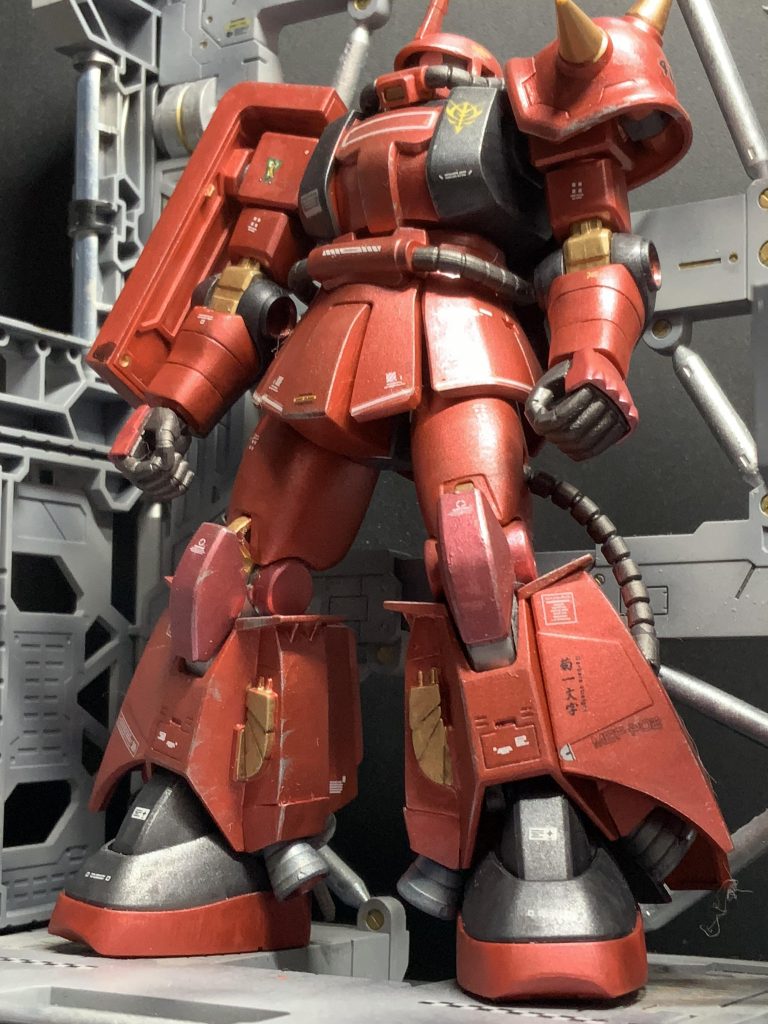 ステイホーム週間で積みプラ消化を目指し、お世話になってるフォロワーさんの
遅くなった誕生日プレゼント用として製作しました。全塗装、筆塗りと私的鬼デカールで…
 もっと汚したかったけど、軽くチッピンクとウェザリングマスターでお化粧しました(o^^o)