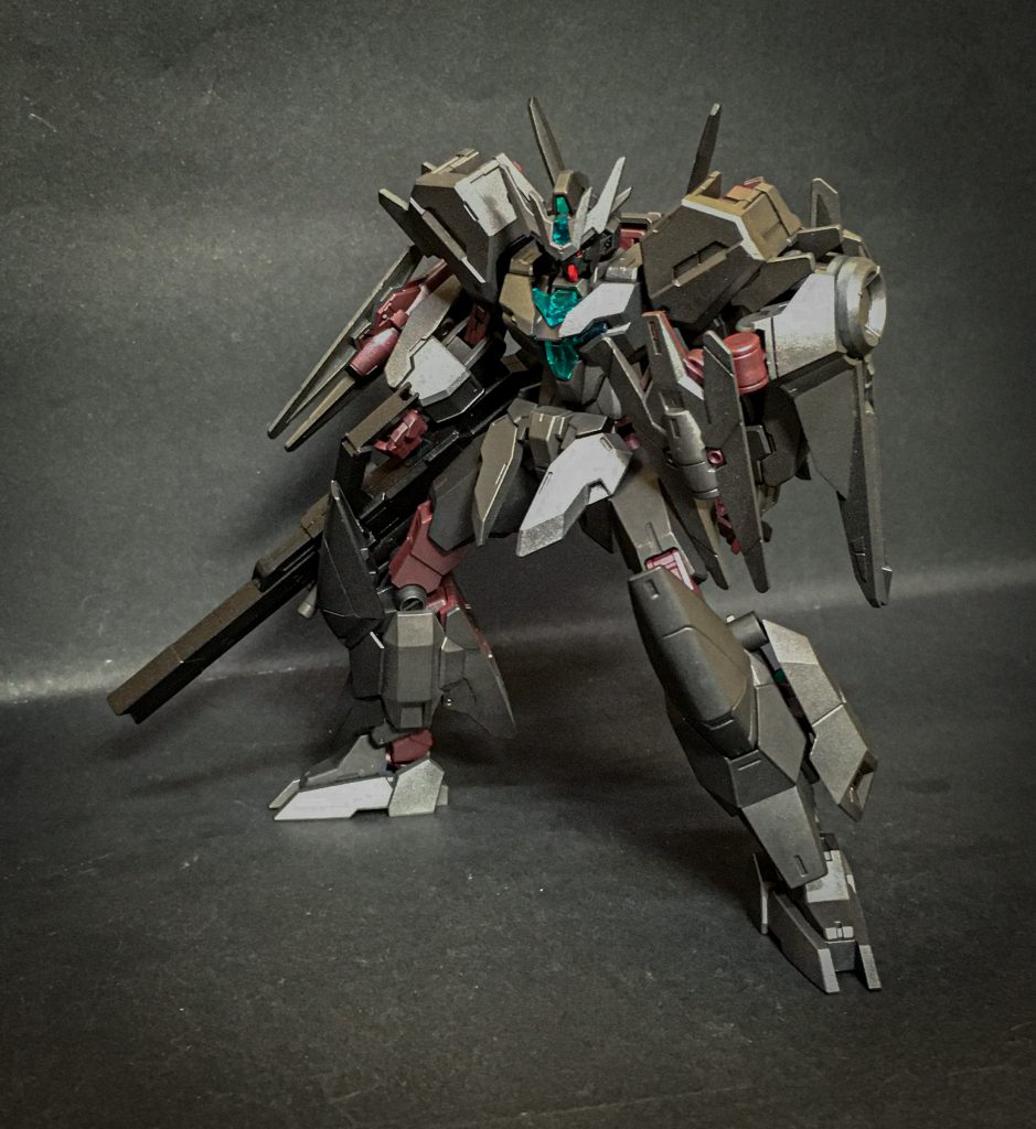 ユーラヴェン・オベイシュ ガンダム
コアガンダムbとオベイシュフライヤーのアーマーがドッキングした姿
火力はそのままにその防御力をアップさせる事により、倒れ難い砲撃者を実現させた